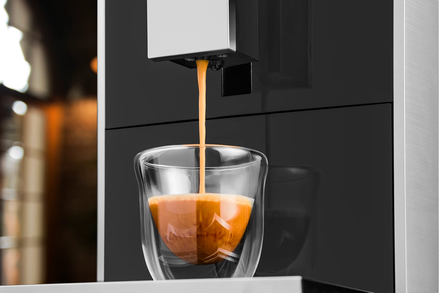 Automatic coffee machine Crema One Touch
