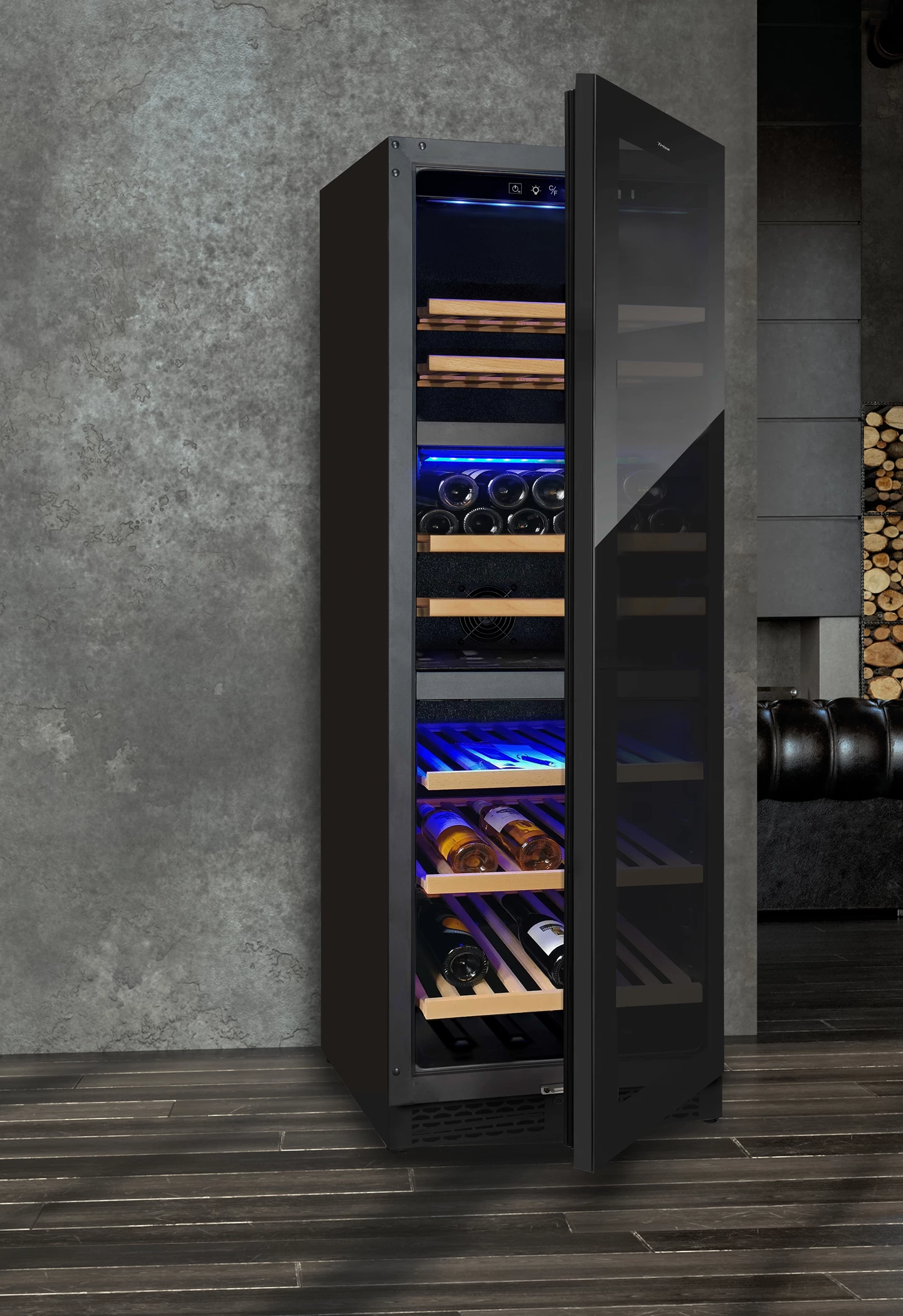 Weinklimaschrank 368L mit Triple Zone Türe rechts