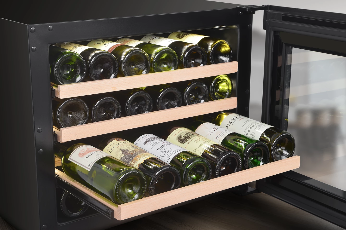 Built-in wine climate cabinet 51 L