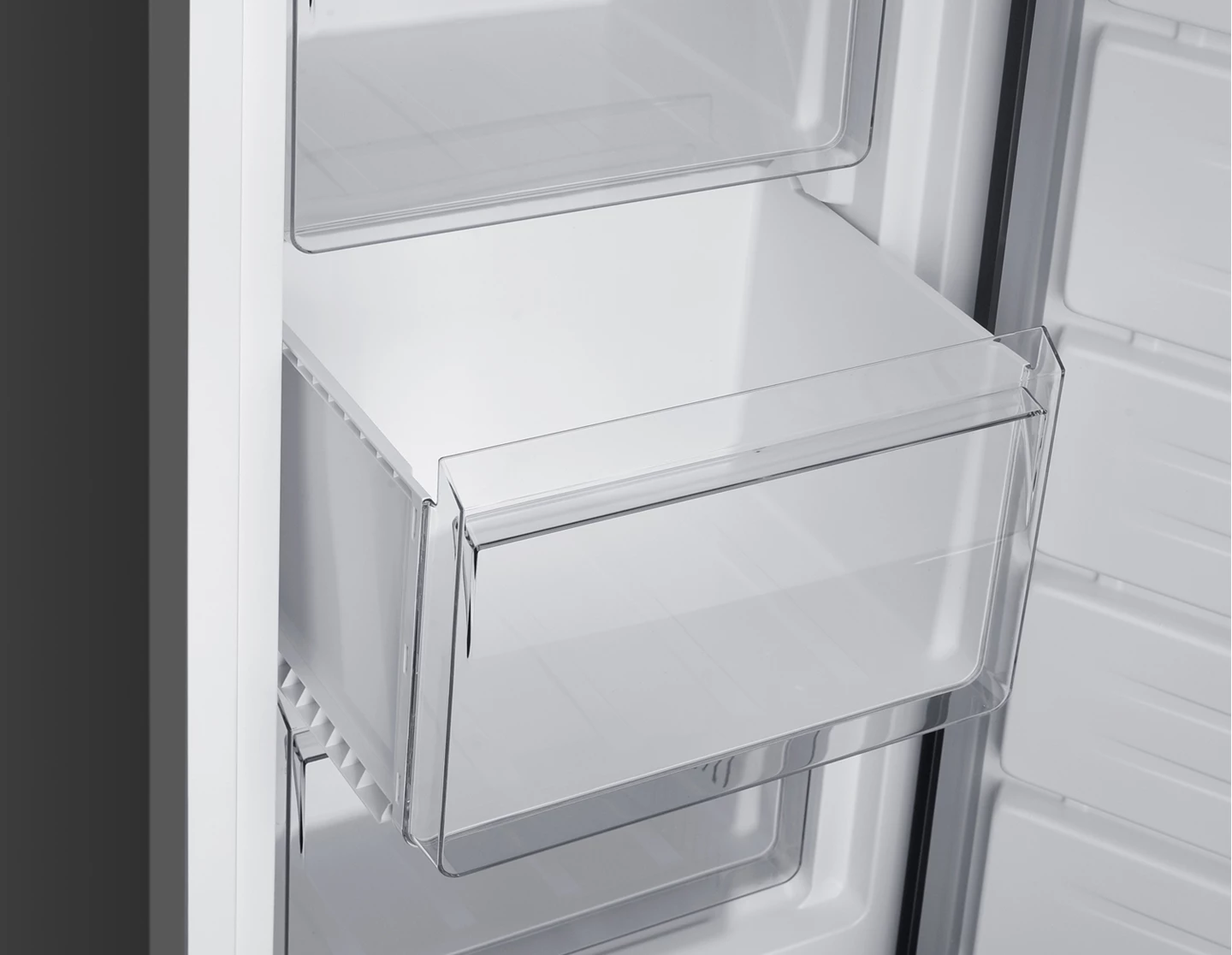 Upright freezer 161 L, Inox