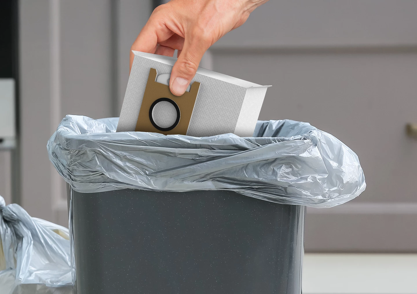 Aspirateur robot T-Bot Plus 5000