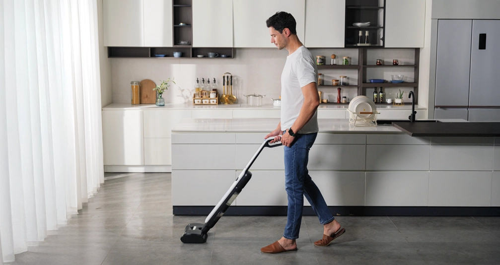 Trisa Electronics Hartbodenreiniger Akkustaubsauger